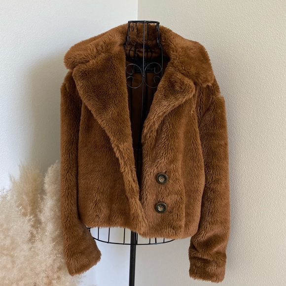 SOLD Free People Mena Cropped Brown Faux Fur Teddy Coat - Picture 9 of 10